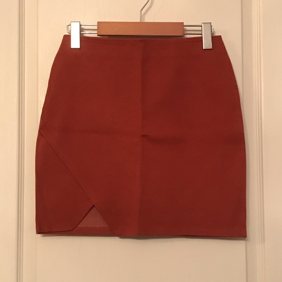 Brand new A&F mini skirt - Picture 2 of 4